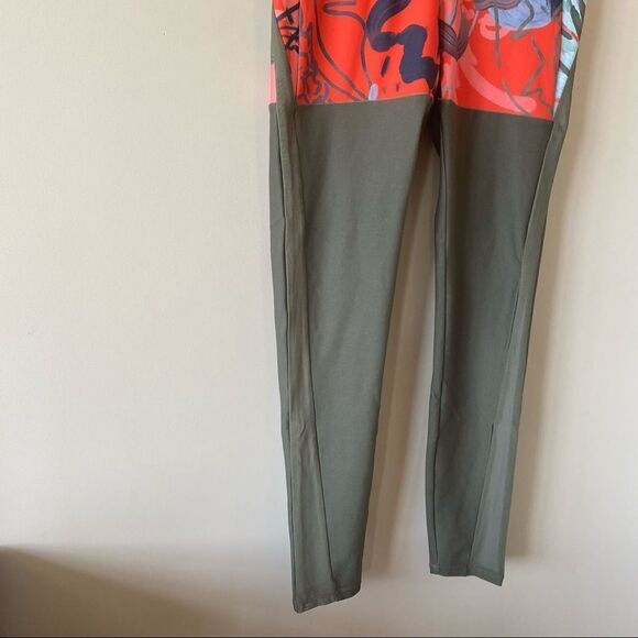 GYMSHARK x Nikki Blackketter Pineapple Cross Over High Rise Legging - Picture 11 of 15